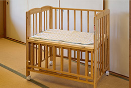 ベビーベッド